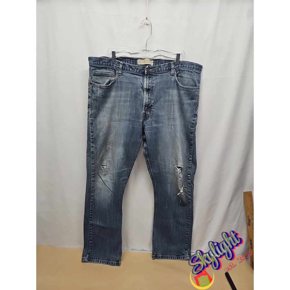 Wrangler Men's Relaxed Straight Denim Jeans Co. Blue Stone Wash Distressed 42x30
